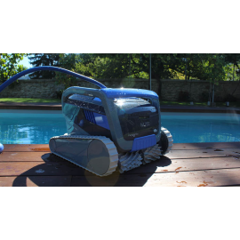 Robot de piscine Dolphin M700