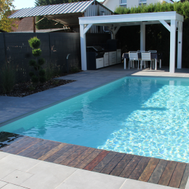 Couverture automatique immergée APF Pool Success moteur dans l'axe