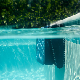 Robot de piscine Dolphin EON 100