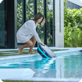 Robot de piscine Dolphin SKIMMI 200