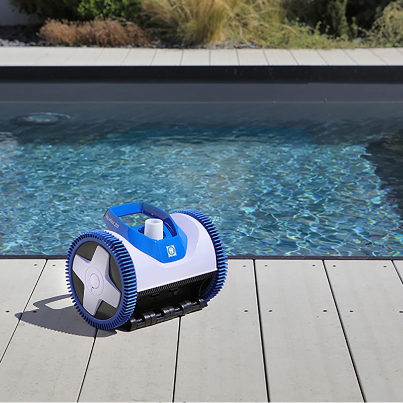 robot-piscine-hayward-aquanaut-250-avec-pi-ge-feuilles